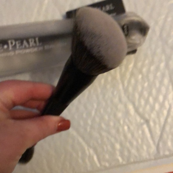 NWOT NIB “EVE PEARL” Invisible Finish Powderless Powder - Picture 5 of 6